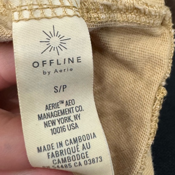 Offline by Aerie “Sunshine O’Clock” 100% Cotton T-Shirt - Picture 10 of 11